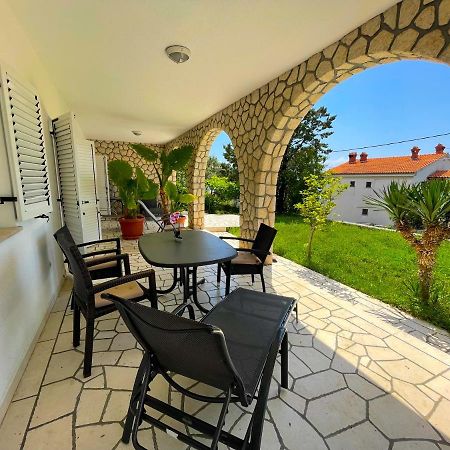 Apartments Sams Нови-Винодолски Экстерьер фото