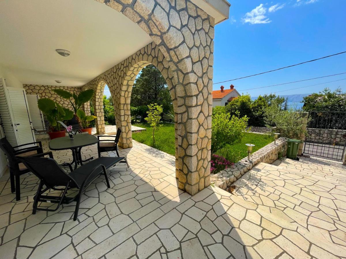 Apartments Sams Нови-Винодолски Экстерьер фото