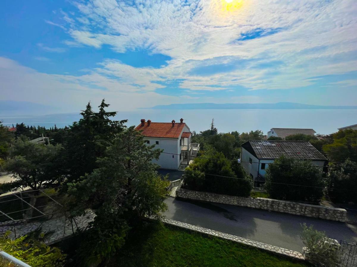 Apartments Sams Нови-Винодолски Экстерьер фото