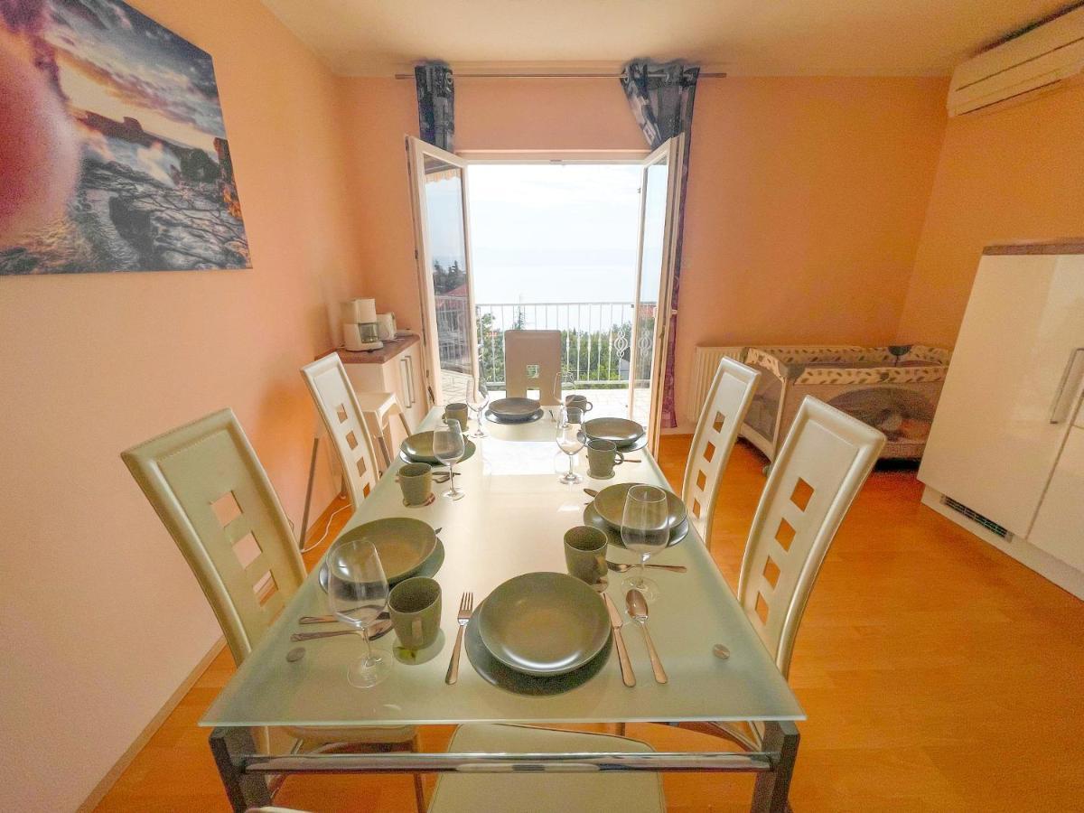 Apartments Sams Нови-Винодолски Экстерьер фото